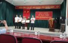 Đảng ủy xã Lương Ngoại tổ chức lễ trao tăng huy hiệu 50, 40 tuổi đảng cho đảng viên